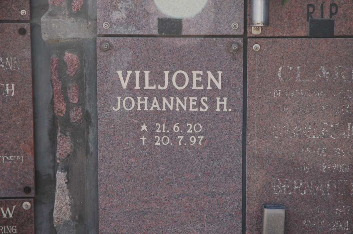 VILJOEN Johannes H. 1920-1997