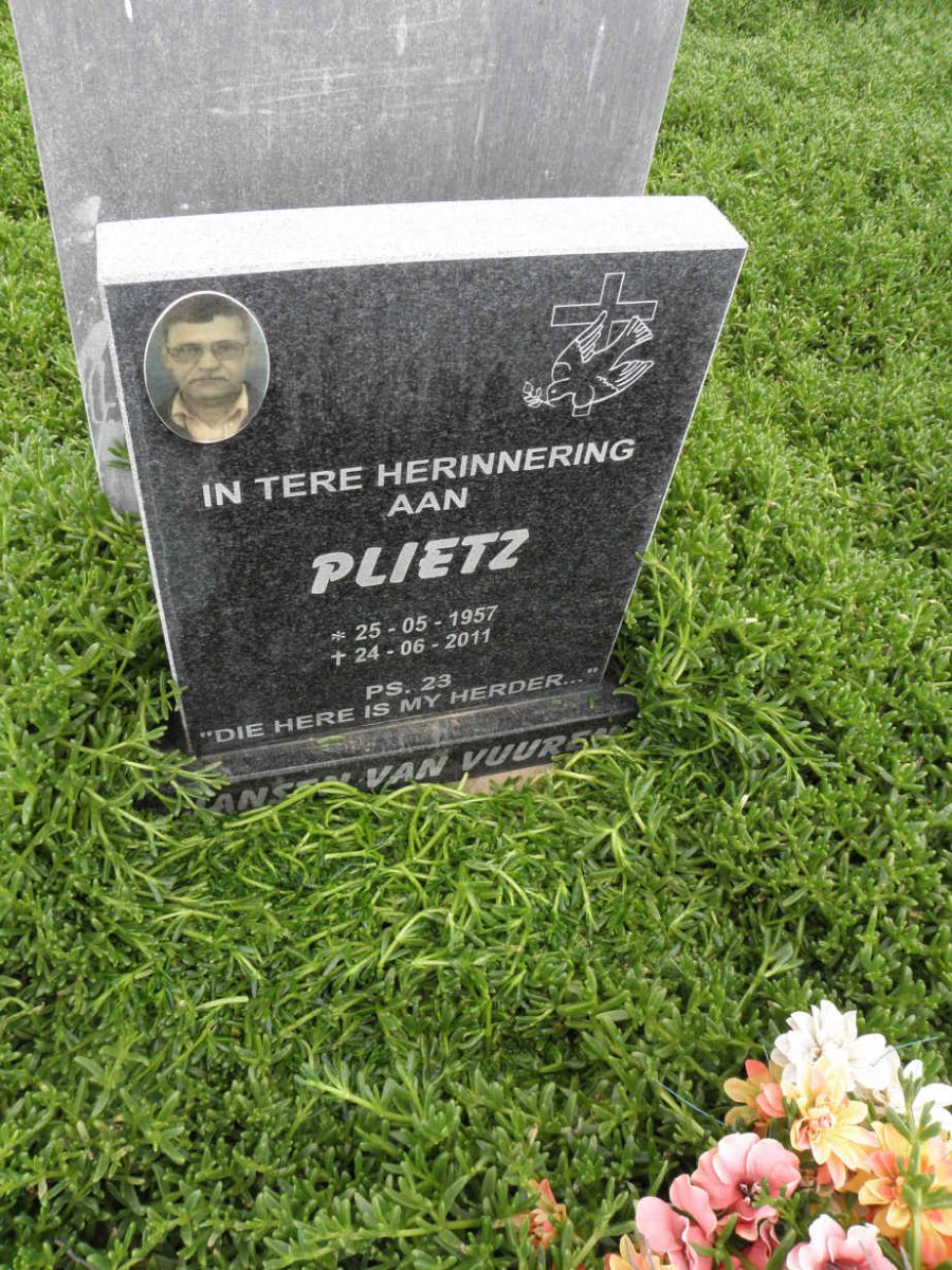 VUUREN Plietz, Jansen van 1957-2011