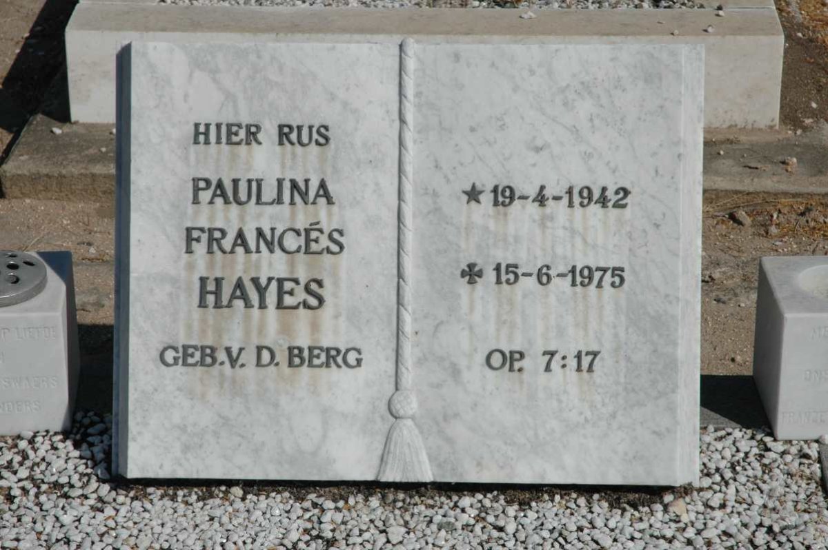 HAYES Paulina Francés nee V.D. BERG 1942-1975