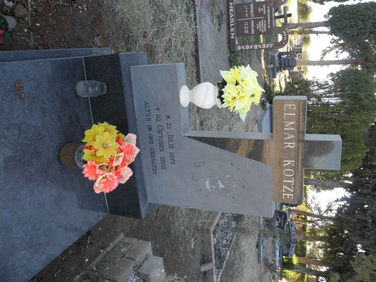 KOTZE Elmar 1975-2002