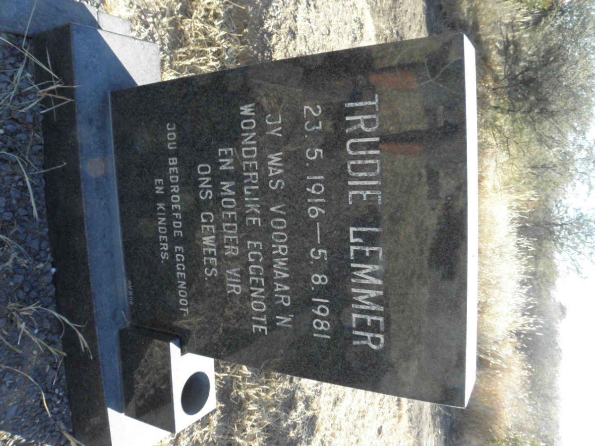 LEMMER Trudie 1916-1981