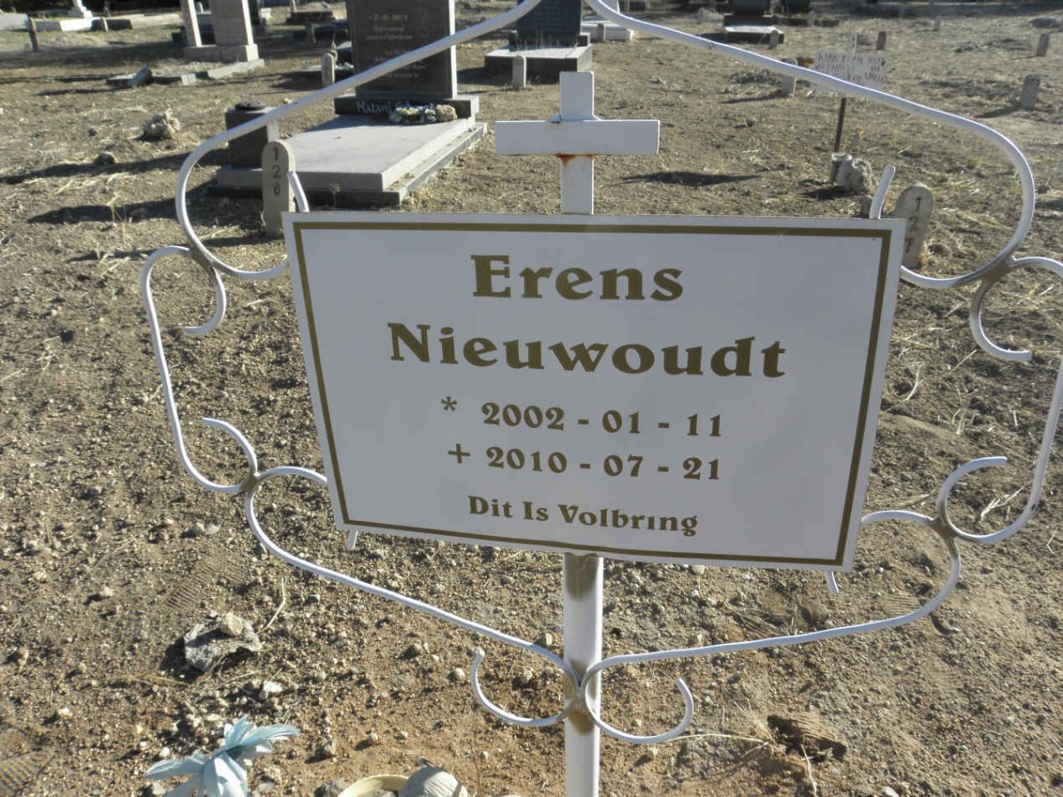 NIEUWOUDT Erens 2002-2010
