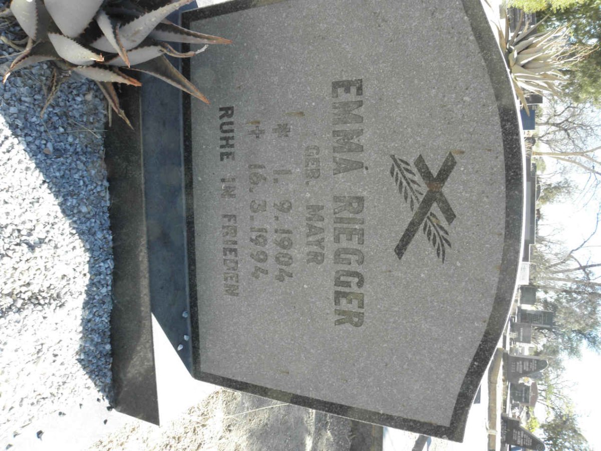 RIEGGER Emma nee MAYR 1904-1994
