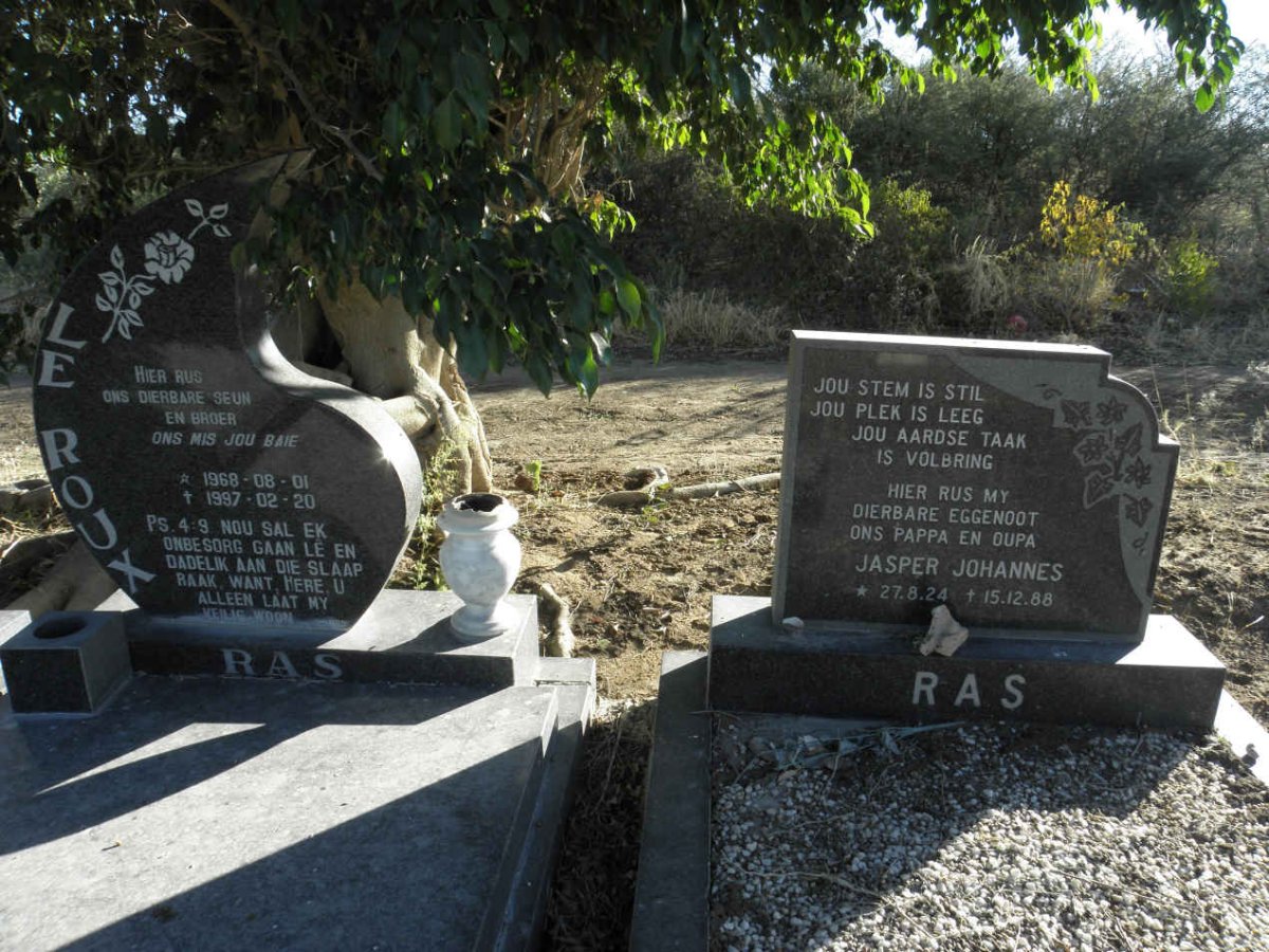 RAS Jasper Johannes 1924-1988 &amp; Louisa Mmaria Wilhelmina 1927-1996 :: RAS Le Roux 1968-1997