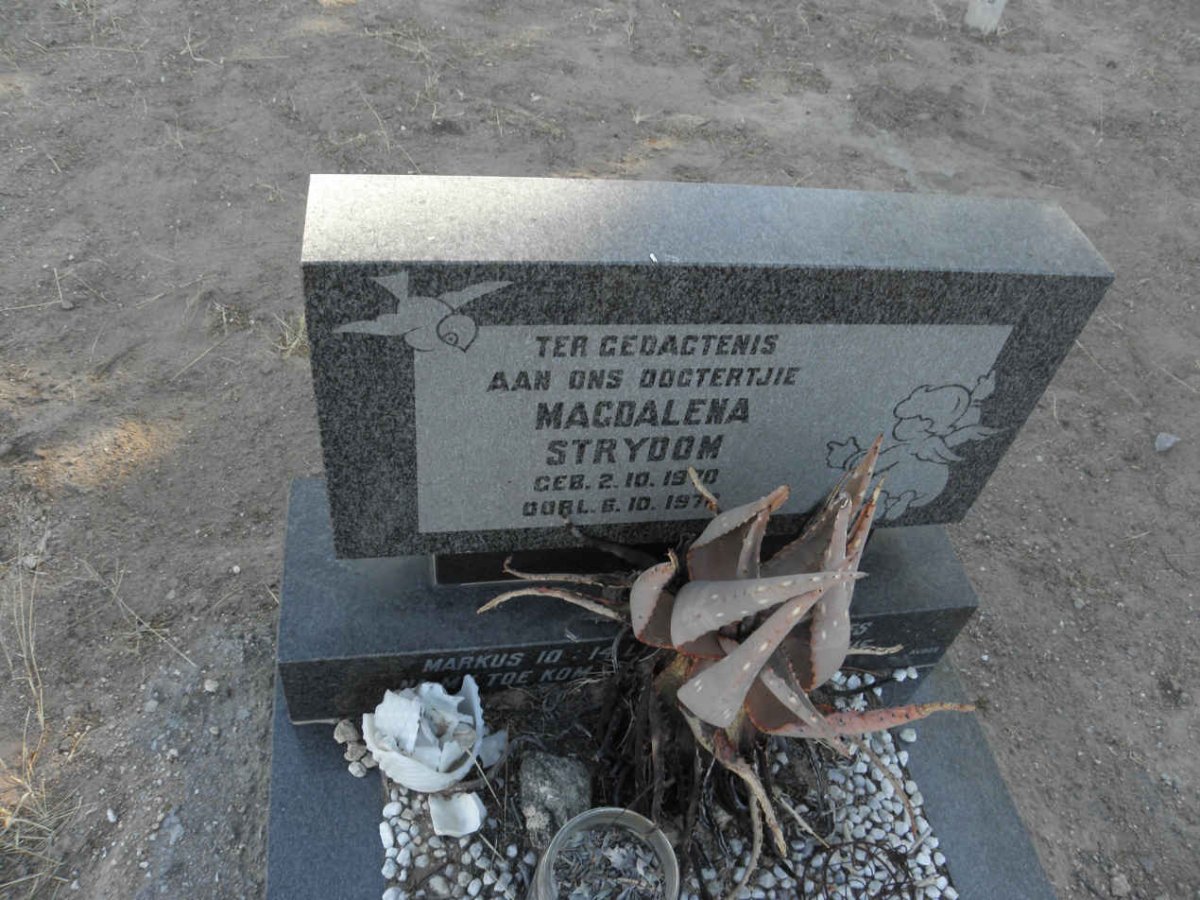 STRYDOM Magdalena 1970-1970