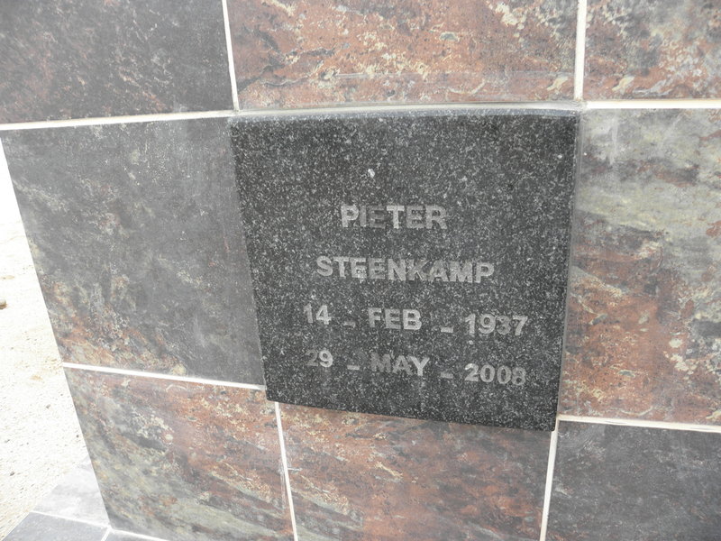 STEENKAMP Pieter 1937-2008