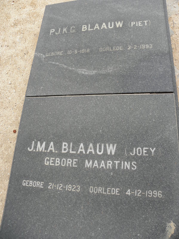 BLAAUW P.J.K.G. 1918-1993 &amp; J.M.A. MAARTINS 1923-1996