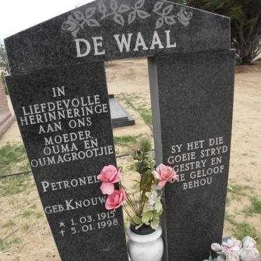 WAAL Petronela, de nee KNOUW? 1915-1998