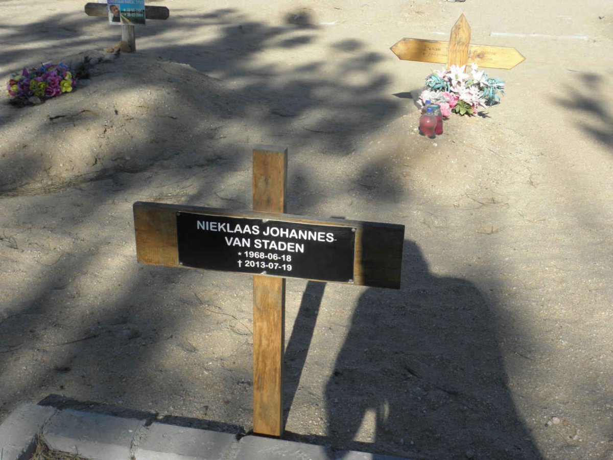 STADEN Nieklaas Johannes, van 1968-2013