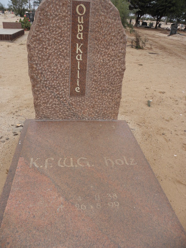 HOLZ K.F.W.G. 1938-1999