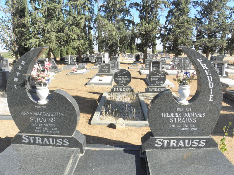 STRAUSS Frederik Johannes 1921-1981 &amp; Anna Margaretha DE VILLIERS 1928-2002