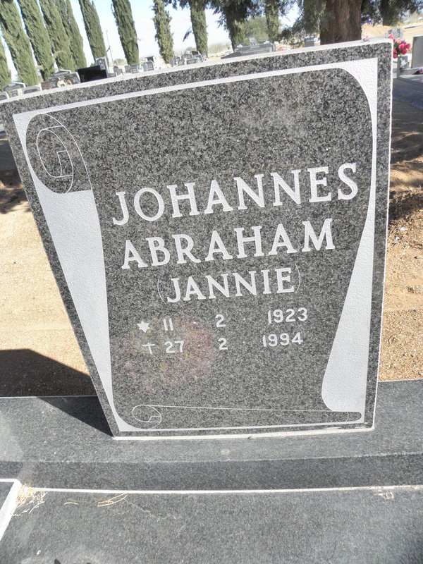 WYK Johannes Abraham, van 1923-1994 &amp; Gloudina Maria VON WIELLIGH 1924-2005