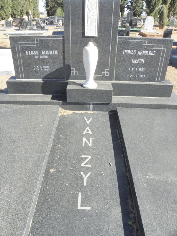 ZYL Thomas Arnoldus Theron, van 1927-1977 &amp; Elsie Maria Claassens 1926-2007