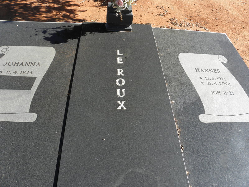 ROUX Hannes, le 1925-2001 &amp; Johanna 1934-