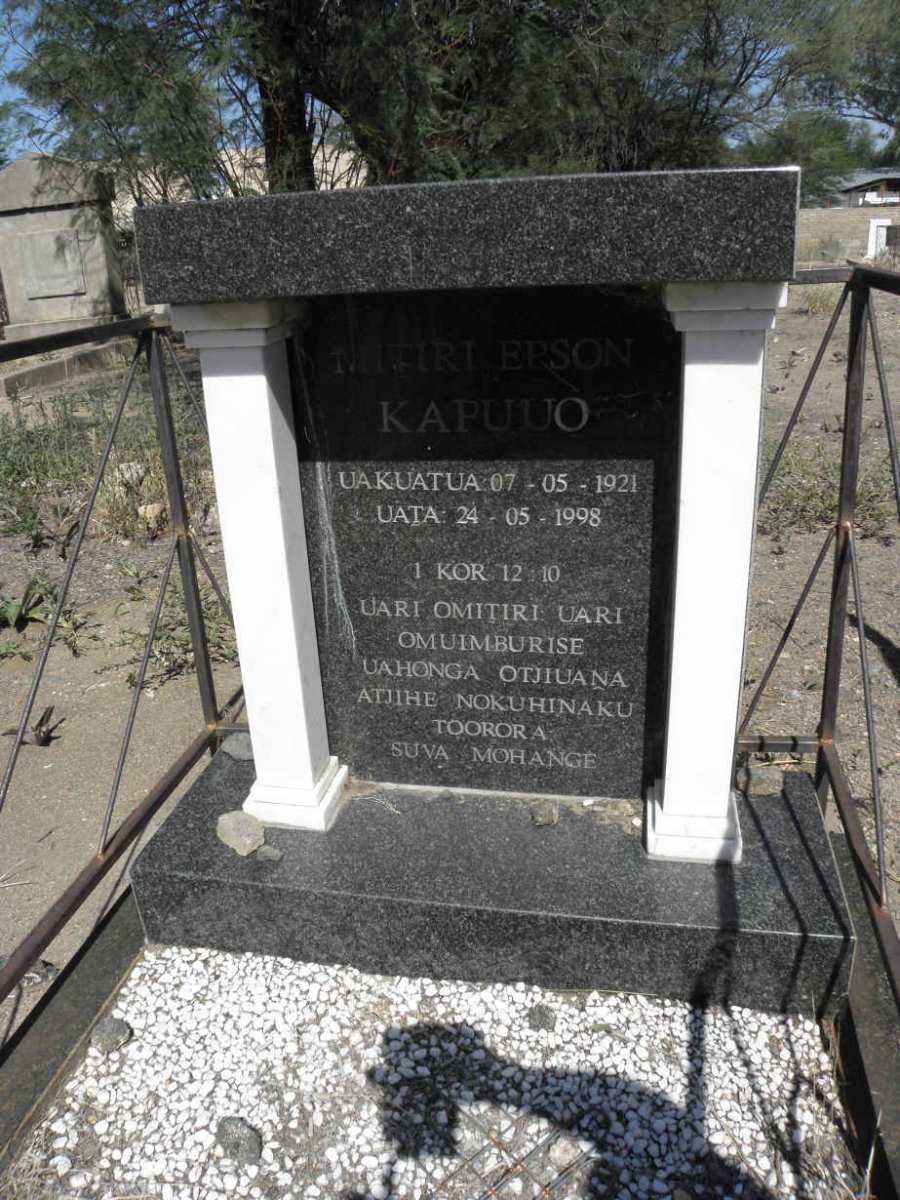 KAPUUO Mitiri Epson 1921-1998