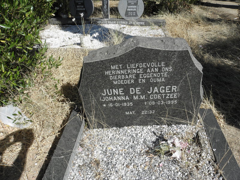 JAGER June, de 1935-1995