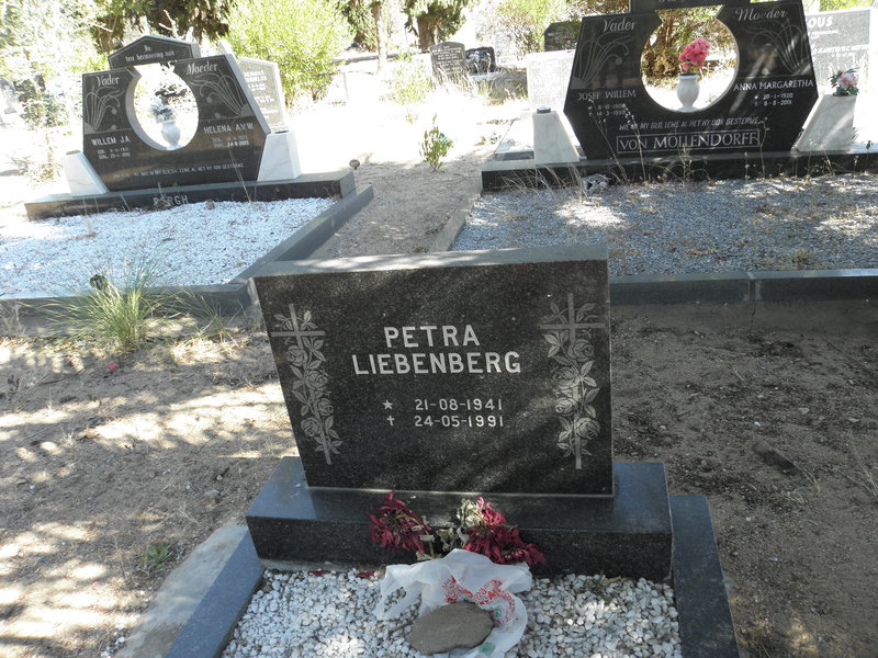 LIEBENBERG Petra 1941-1991