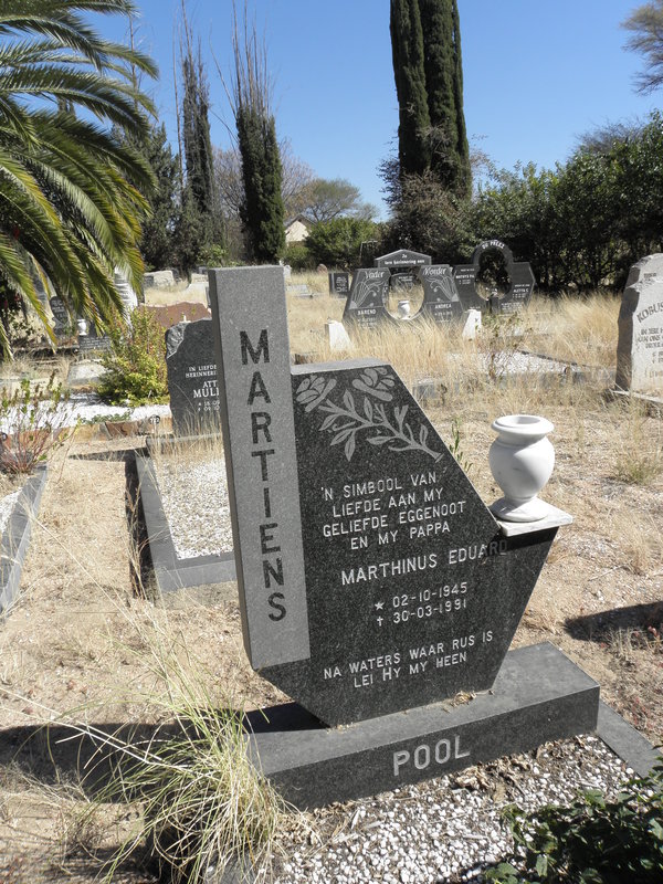 POOL Marthinus Eduard 1945-1991