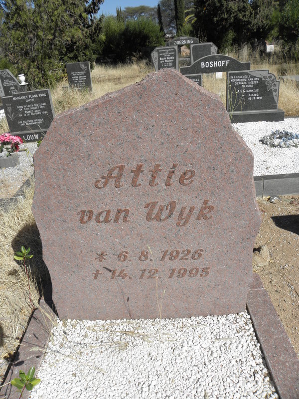 WYK Attie, van 1926-1995