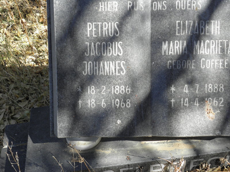 ?BEECK Petrus Jacobus Johannes 1886-1968 &amp; Elizabeth Maria Magrieta COFFEE 1888-1962