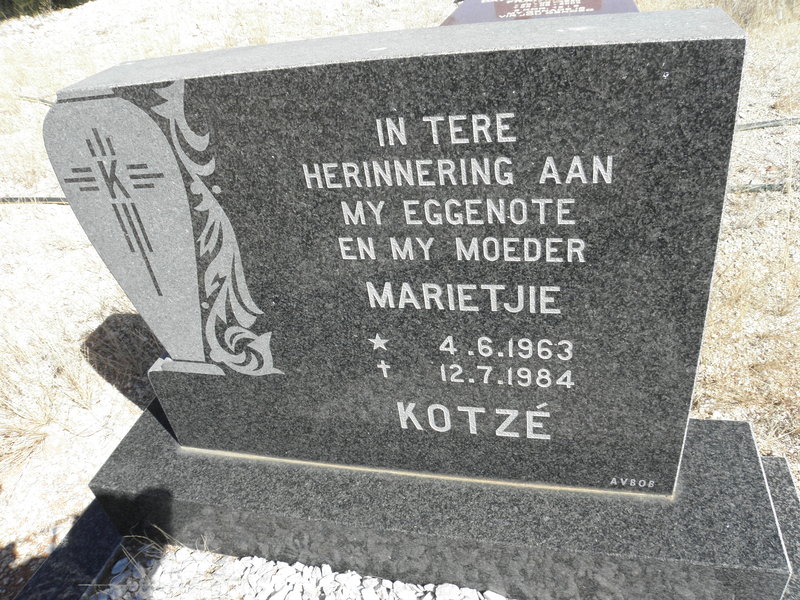 KOTZE Marietjie 1963-1984