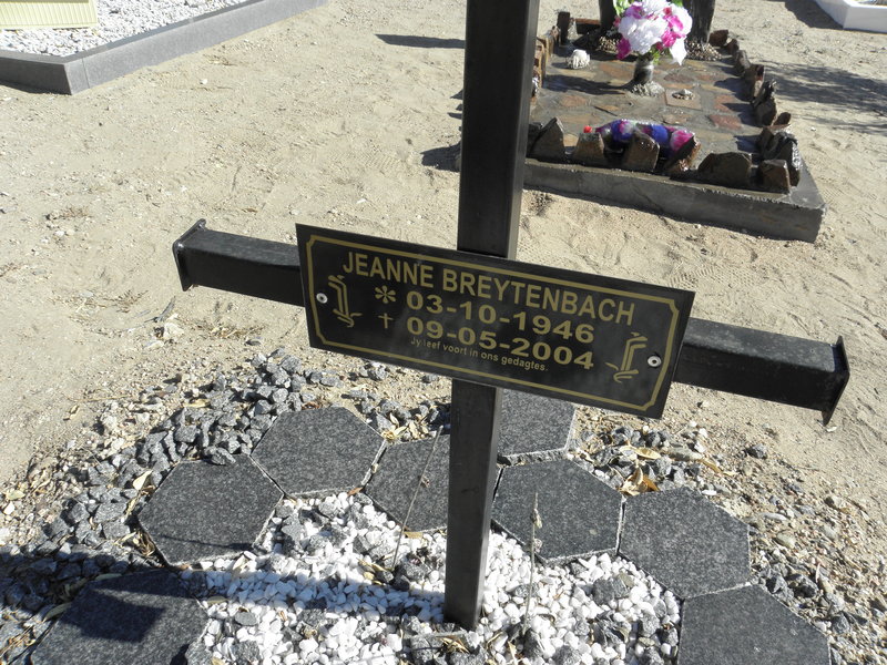 BREYTENBACH Jeanne 1946-2004