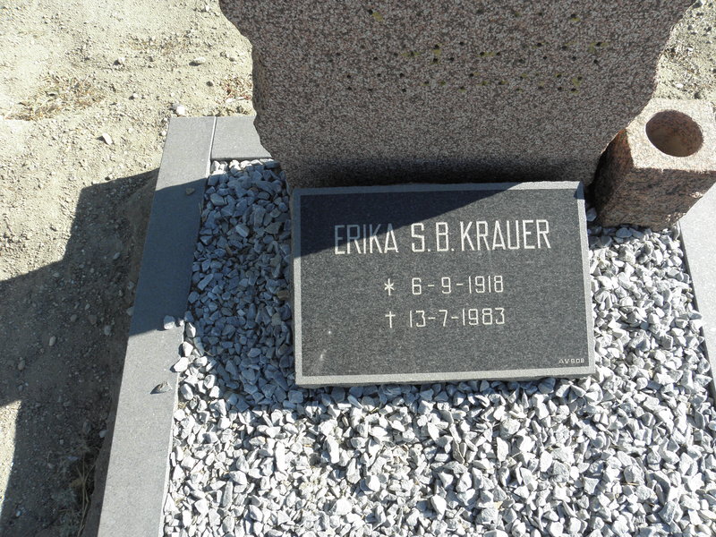 KRAUER Erika S.B. 1918-1983