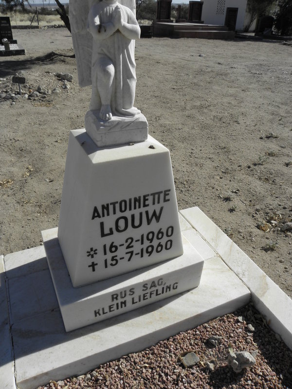 LOUW Antoinette 1960-1960