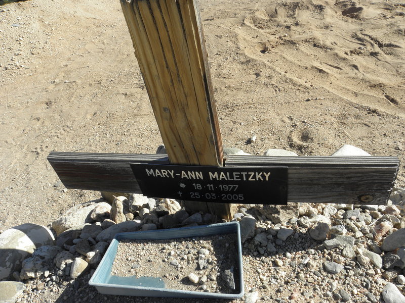 MALETZKY Mary-Ann 1977-2005