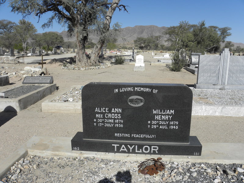 TAYLOR William Henry 1879-1945 &amp; Alice Ann CROSS 1879-1956