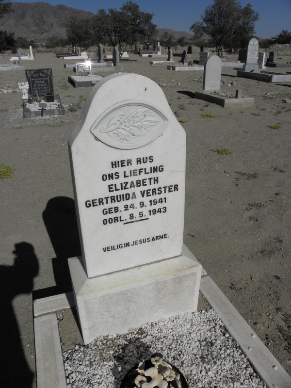 VERSTER Elizabeth Gertruida 1941-1943