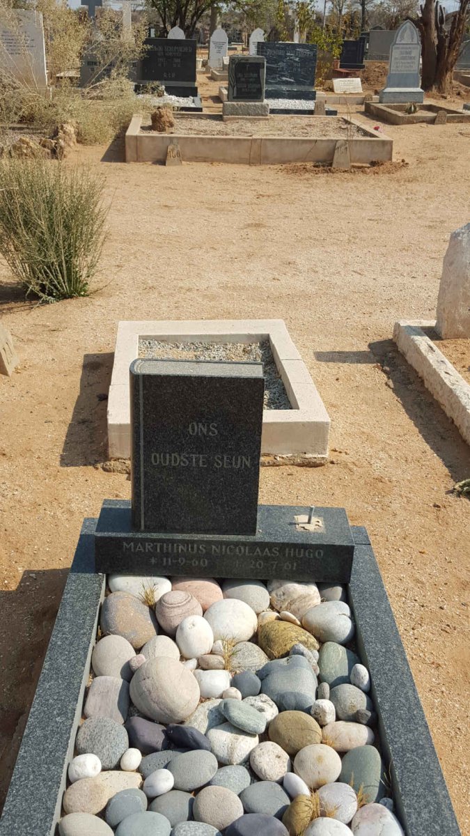 HUGO Marthinus Nicolaas 1960-1961