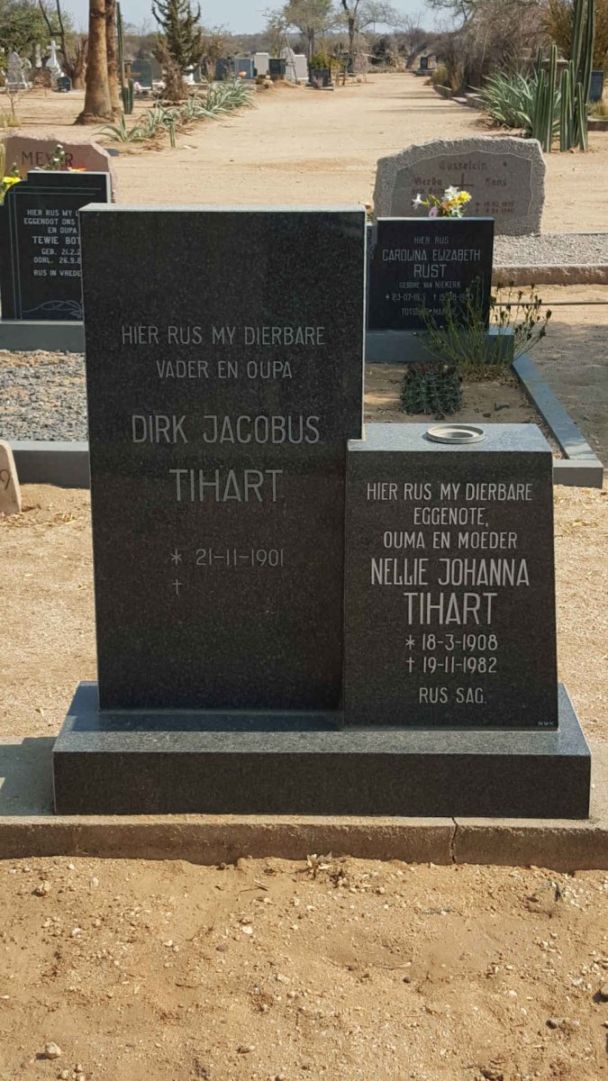 TIHART Dirk Jacobus 1901- &amp; Nellie Johanna 1908-1982