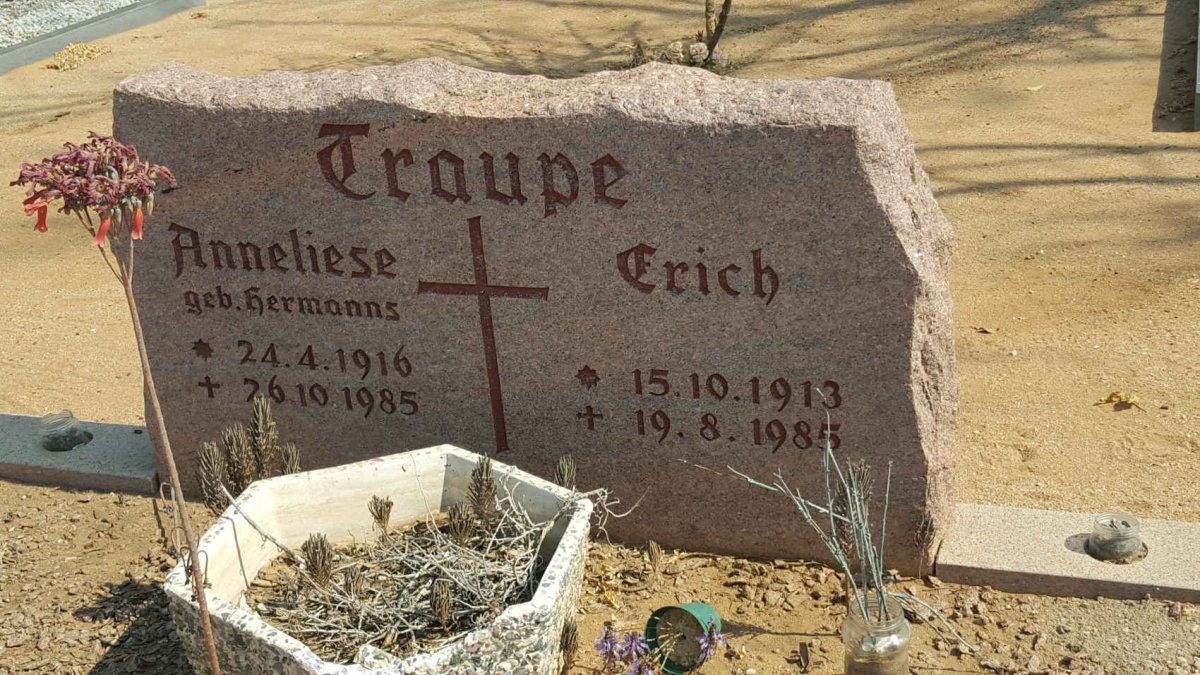 TRAUPE Erich 1913-1985 &amp; Anneliese HERMANNS 1916-1985