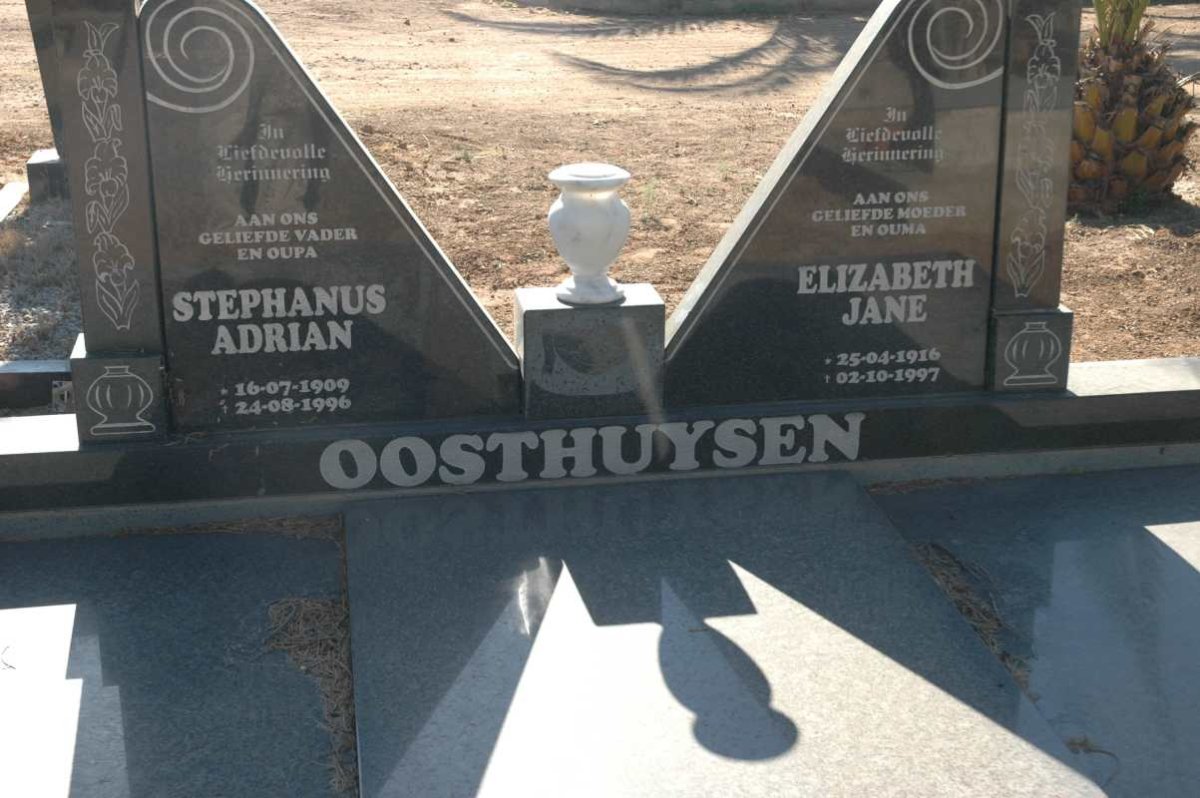 OOSTHUYSEN Stephanus Adrian 1909-1996 &amp; Elizabeth Jane 1916-1997