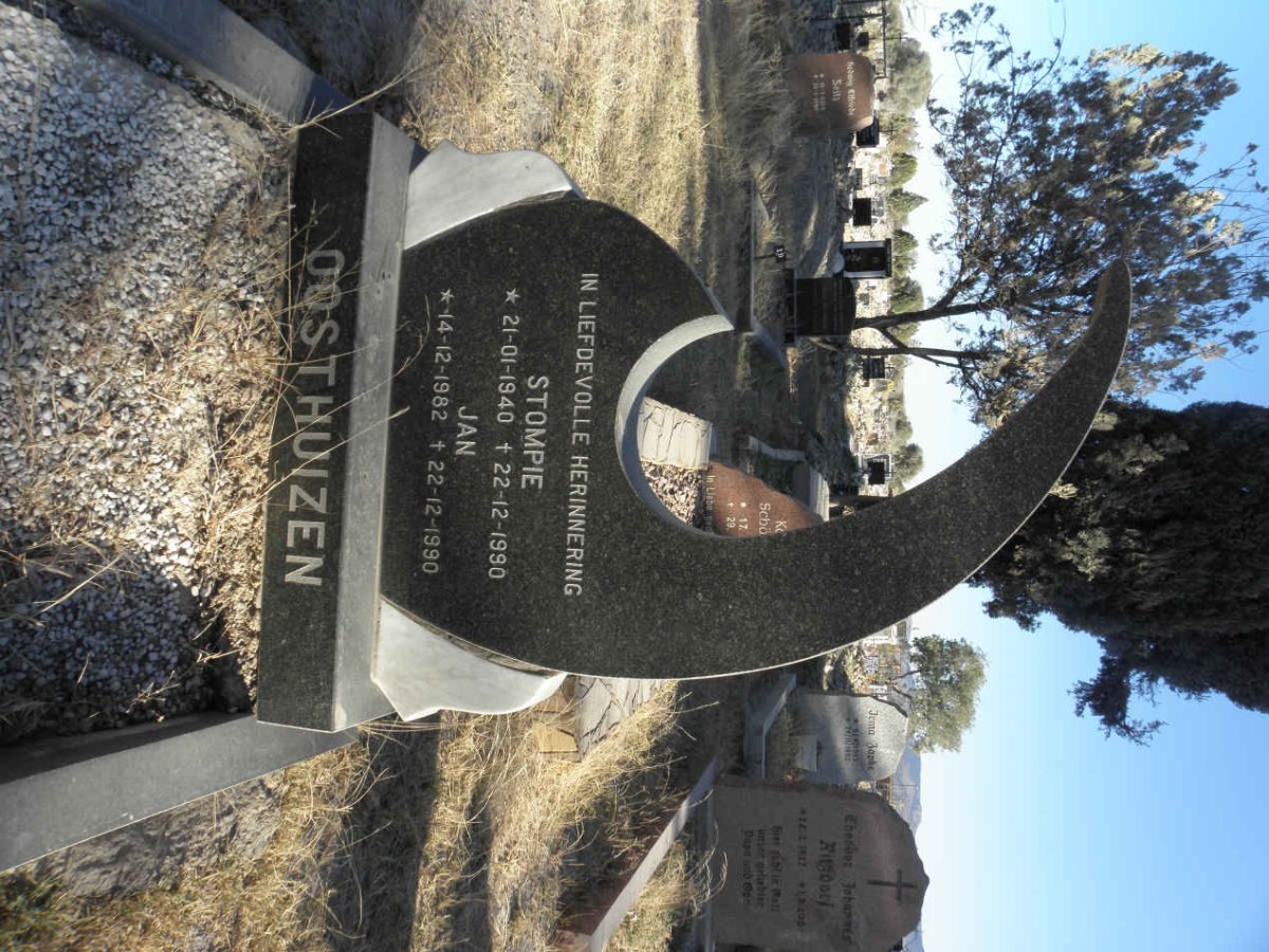 OOSTHUIZEN Stompie 1940-1990 :: OOSTHUIZEN Jan 1982-1990