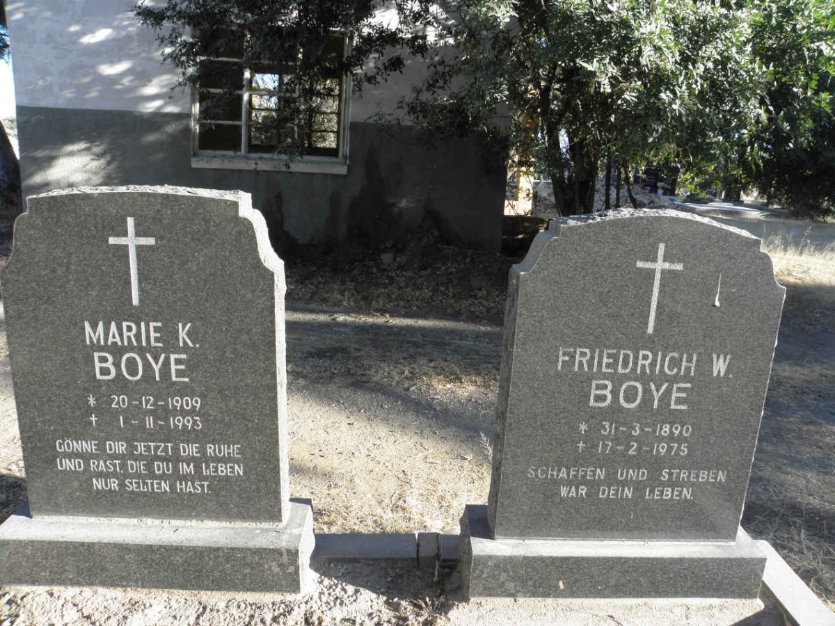 BOYE Friedrich W. 1890-1975 &amp; Marie K. 1909-1903