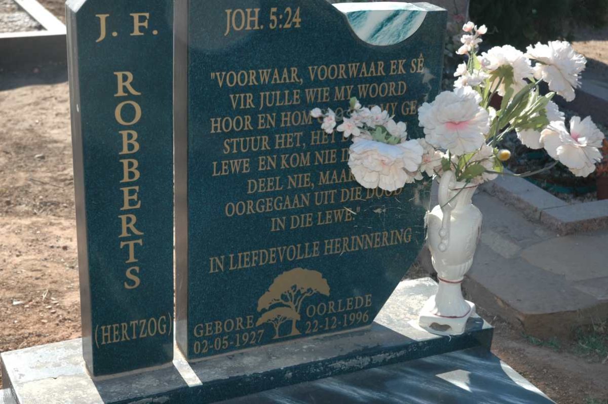 ROBBERTS J.F. 1927-1996