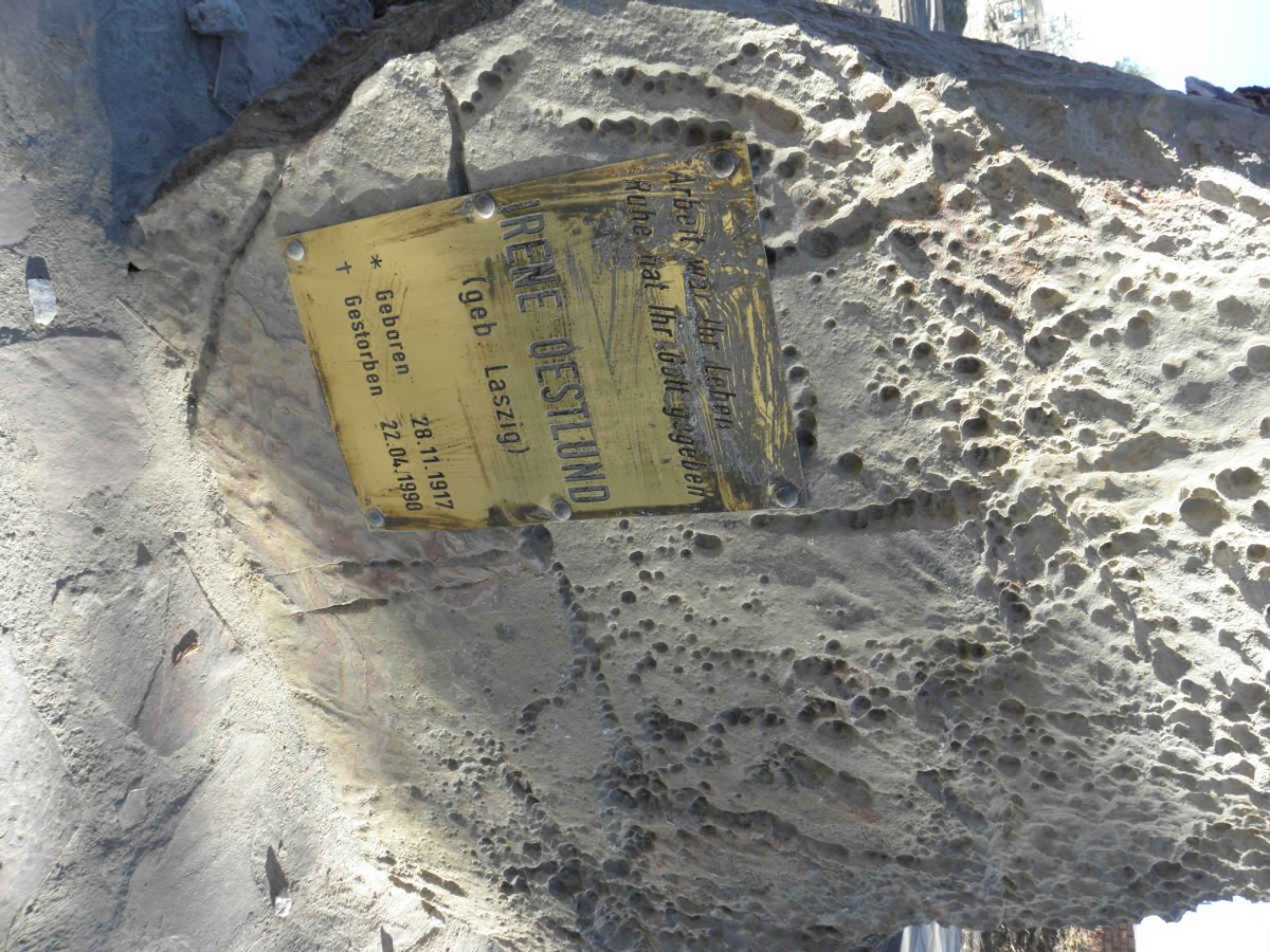 OESTLUND Irene nee LASZIG 1917-1998