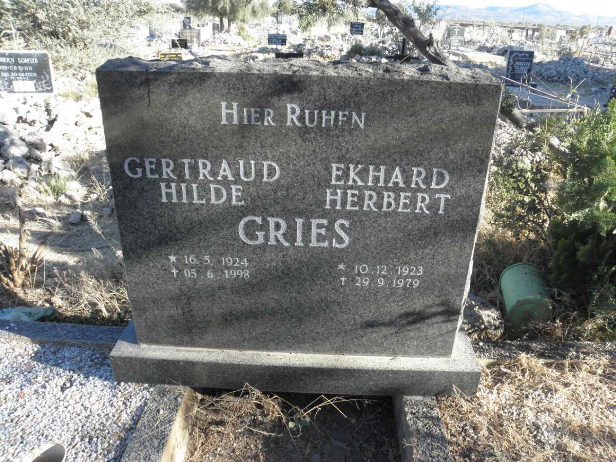 GRIES Ekhard Herbert 1923-1979 &amp; Gertraud Hilde 1924-1998