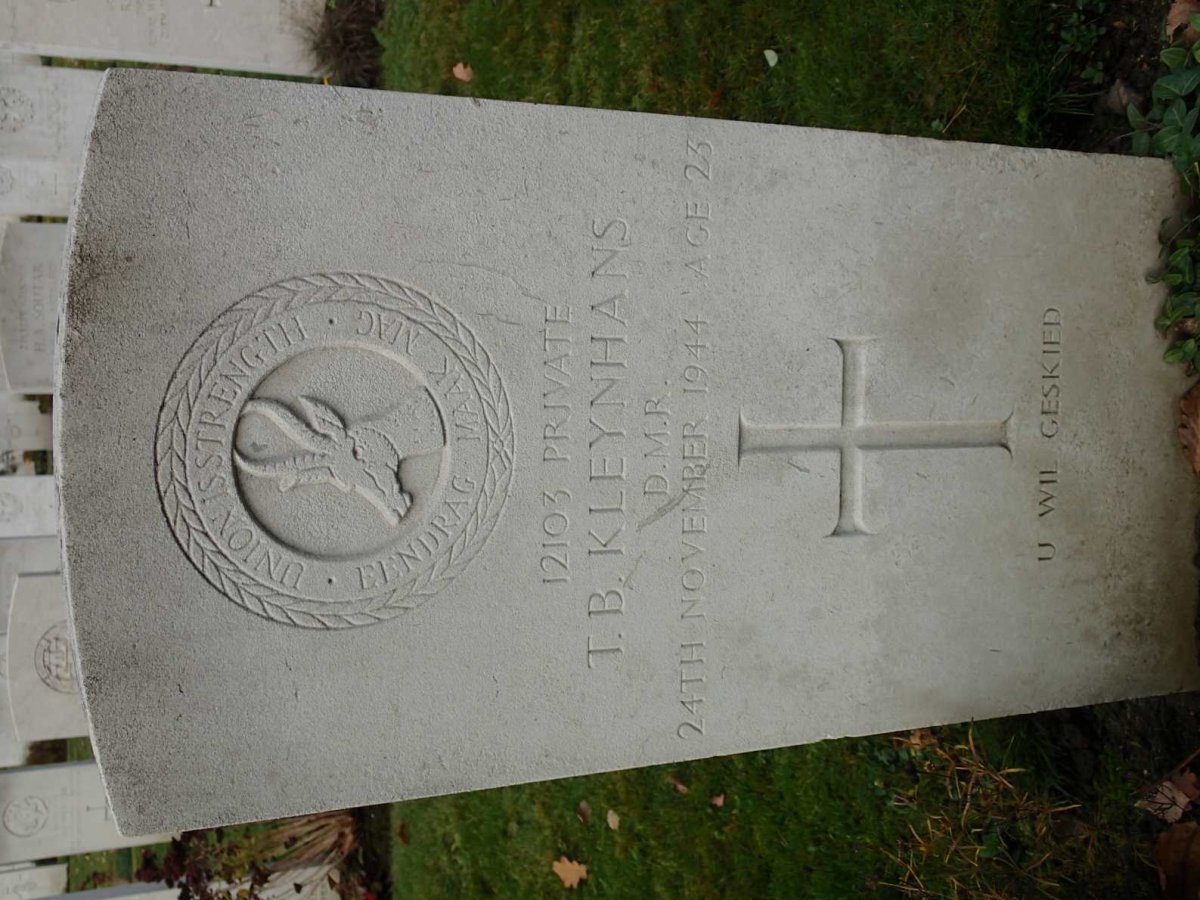 KLEYNHANS T.B. -1944