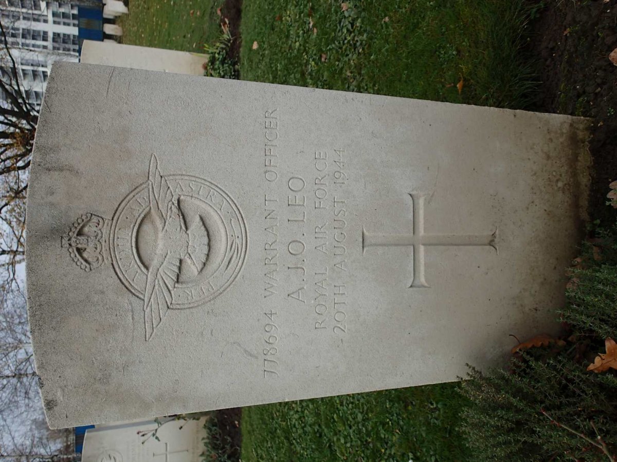 LEO A.J.O. -1944
