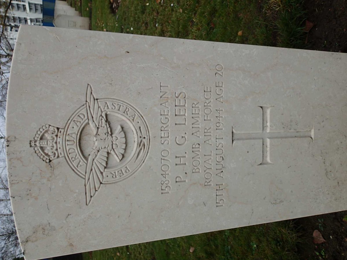 LEES P.H.G. -1944