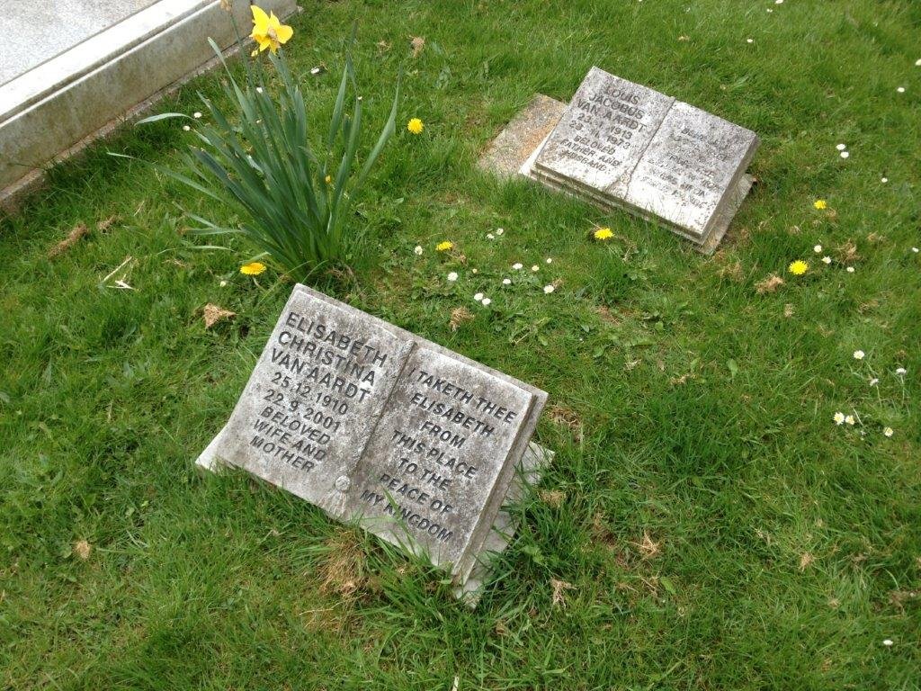 AARDT Louis Jacobus, van 1913-1973 &amp; Elisabeth Christina FENTON 1910-2001