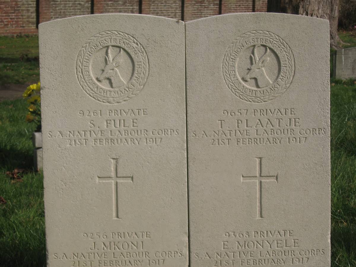FULE S.-1917 :: MKONI J. -1917 :: PLAATJE T. -1917 :: MONYELE E. -1917