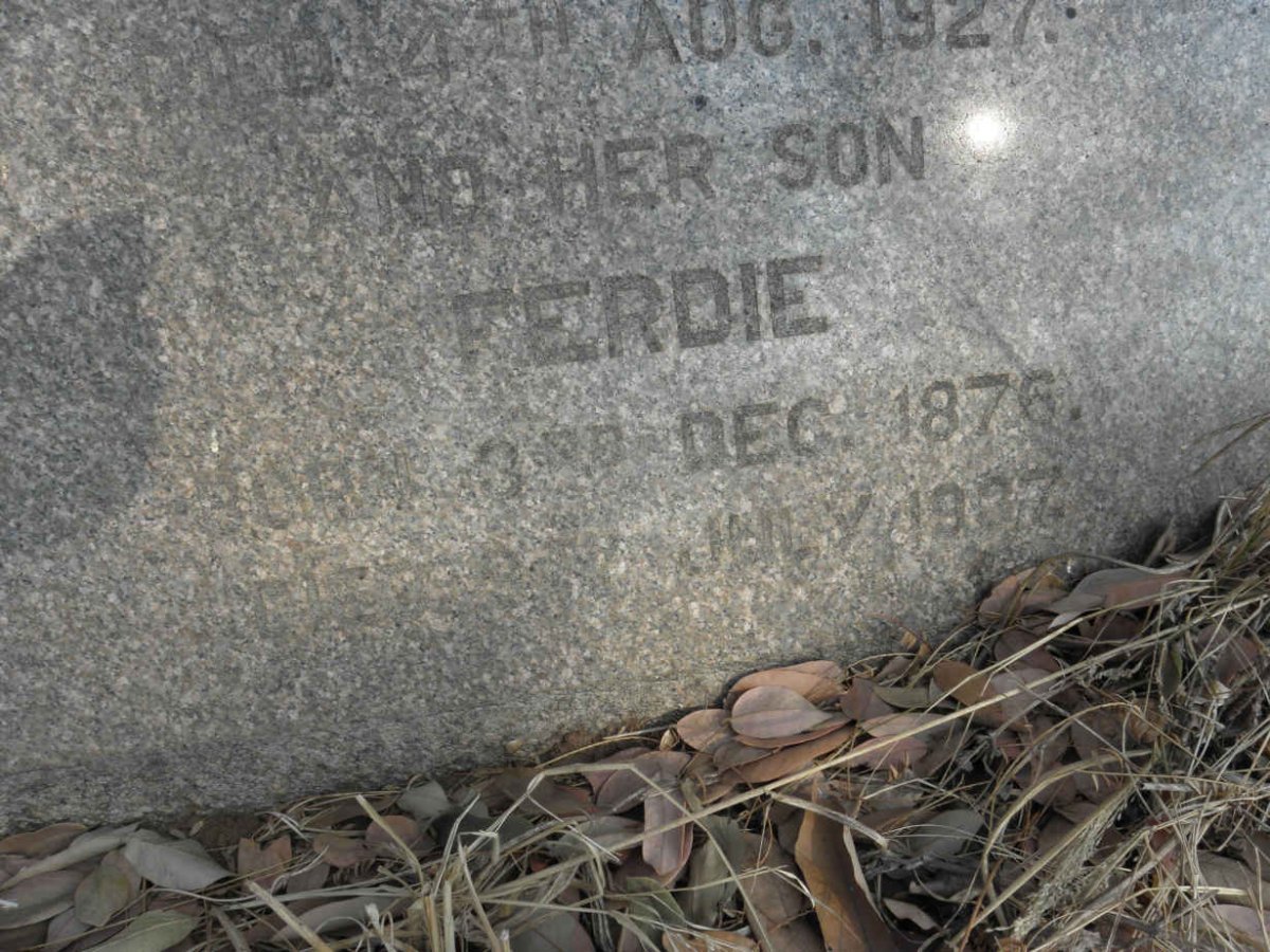 BEER ?uie Mary, de nee TUCKER 1849-1927 :: DE BEER Ferdie 1876-1937