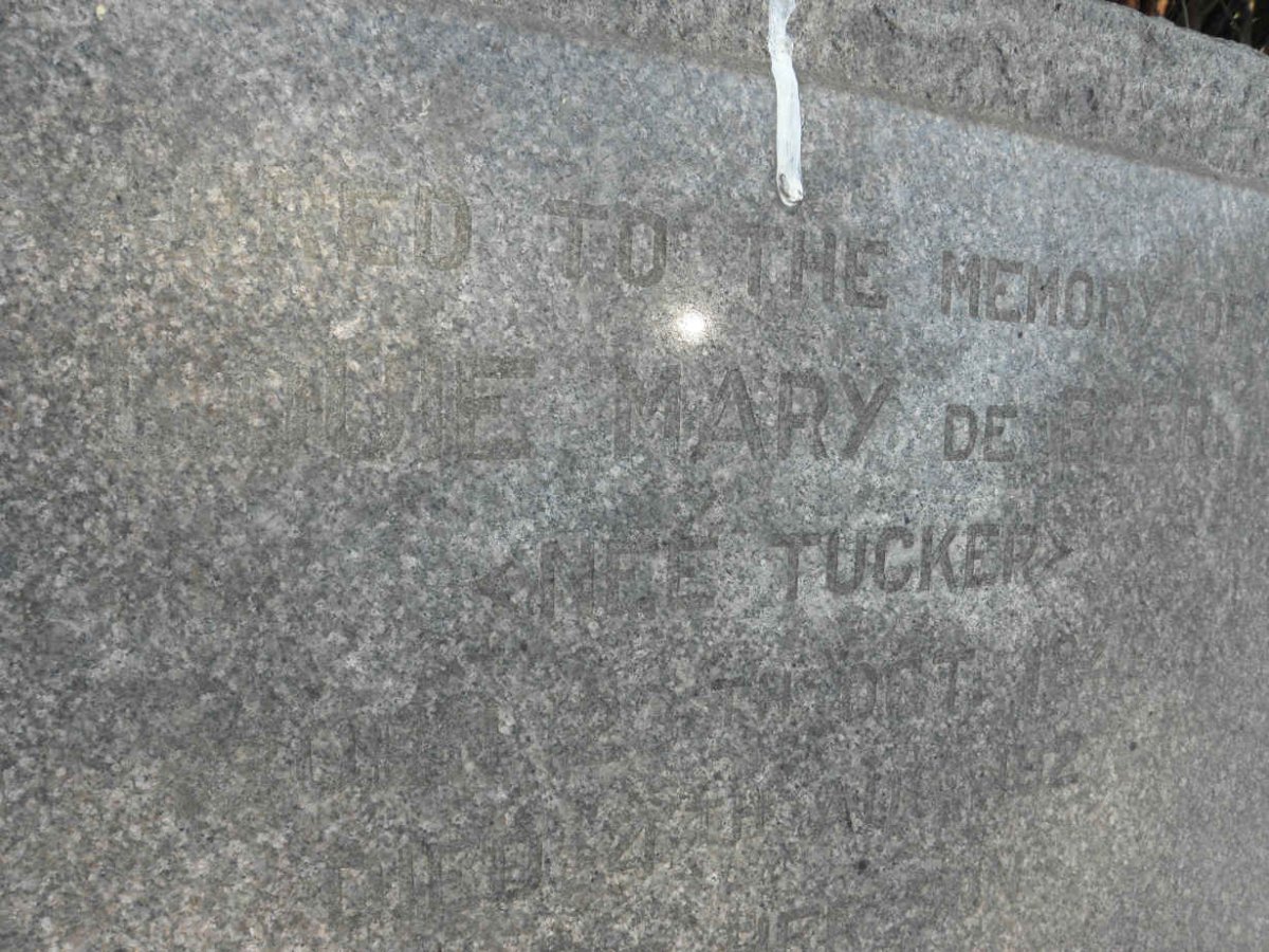 BEER ?uie Mary, de nee TUCKER 1849-1927 :: DE BEER Ferdie 1876-1937