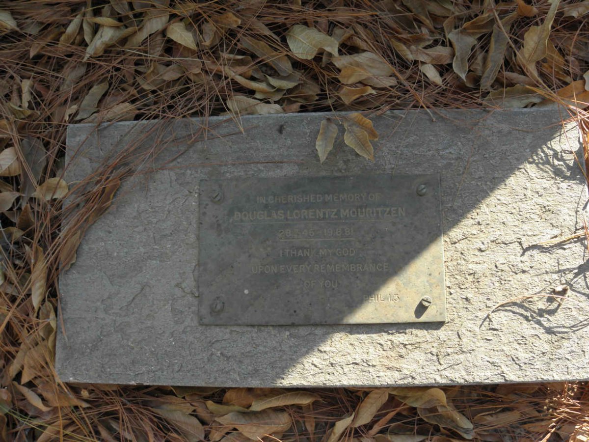 MOURITZEN Douglas Lorentz 1946-1981