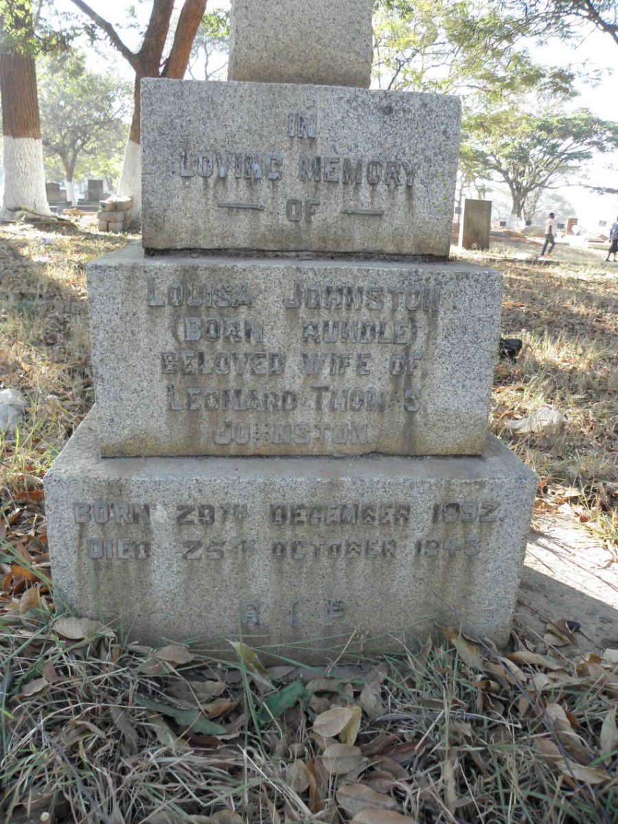 JOHNSTON Louisa nee RUNDLE 1892-1945