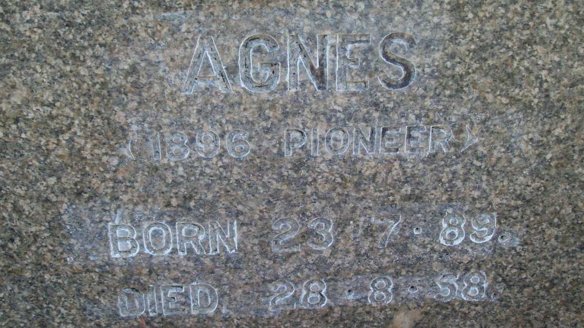 McLEOD Agnes 1889-1958